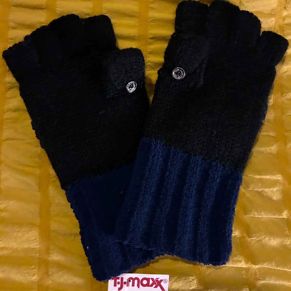 BRAND NEW WITH TAGS Convertible Mittens - Picture 2 of 3